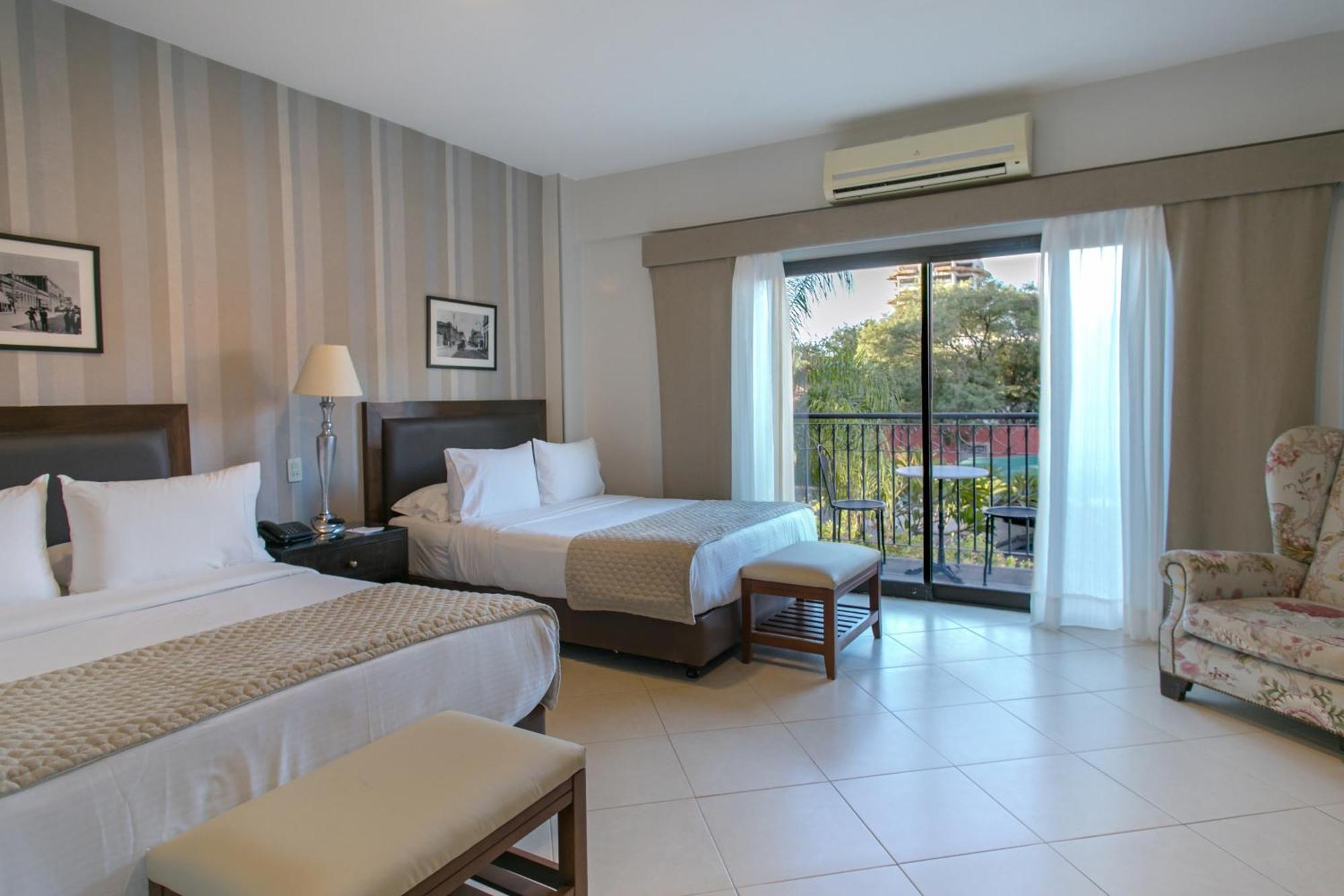 Las Lomas Casa Hotel Asuncion Luaran gambar