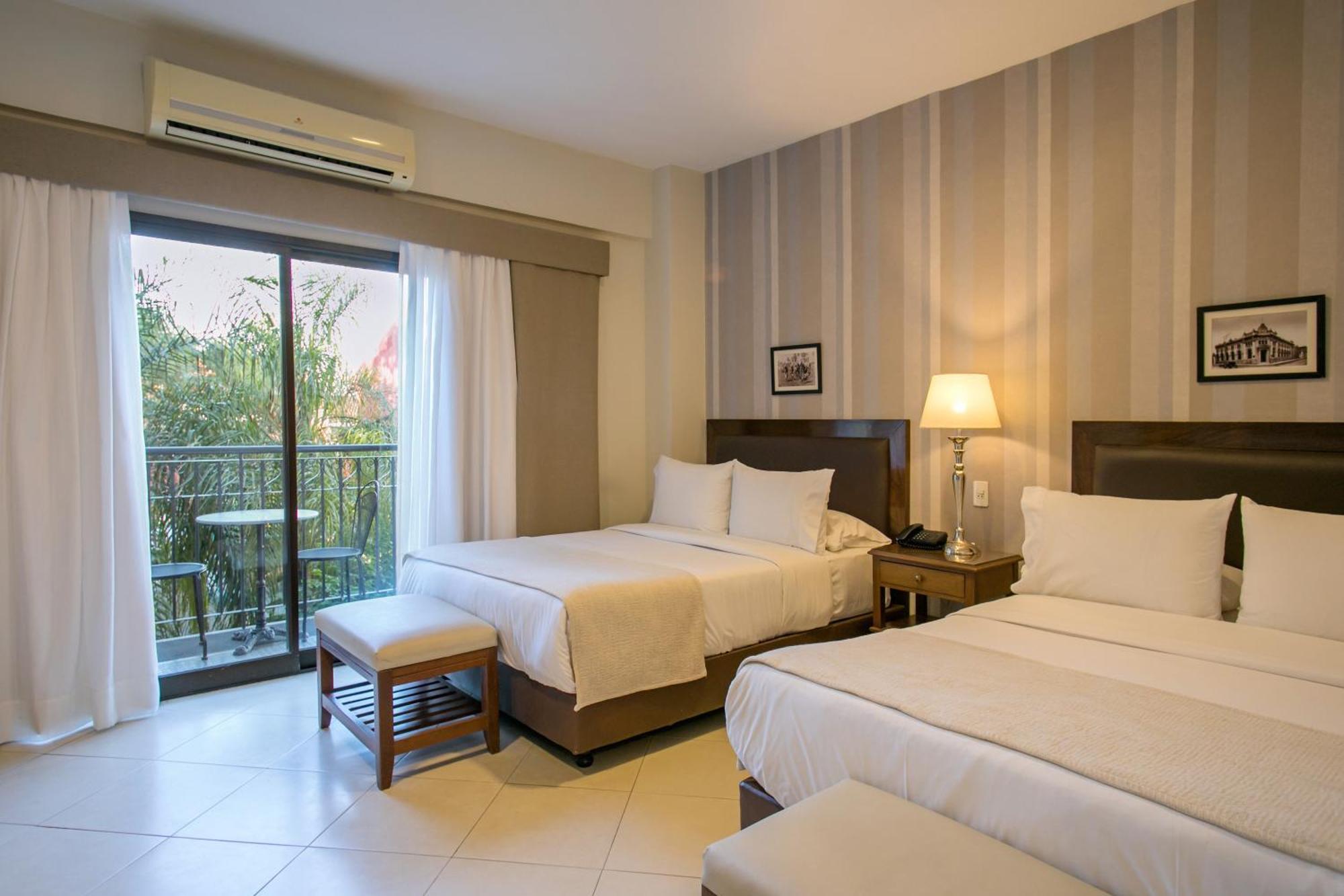 Las Lomas Casa Hotel Asuncion Luaran gambar